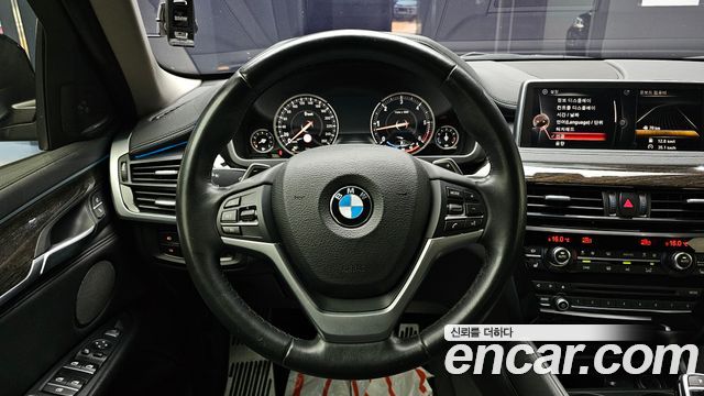 BMW X6 (F16) xDrive 30d 2016 — фото 13