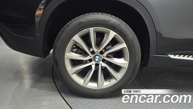 BMW X6 (F16) xDrive 30d 2016 — фото 32