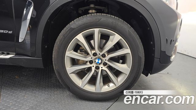 BMW X6 (F16) xDrive 30d 2016 — фото 33