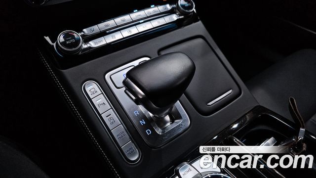 Genesis G90 3.8 AWD Premium Luxury 2019 — фото 9
