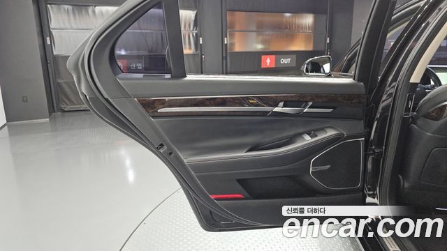 Genesis G90 3.8 AWD Premium Luxury 2019 — фото 25