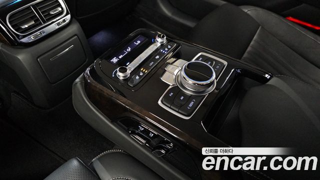 Genesis G90 3.8 AWD Premium Luxury 2019 — фото 27