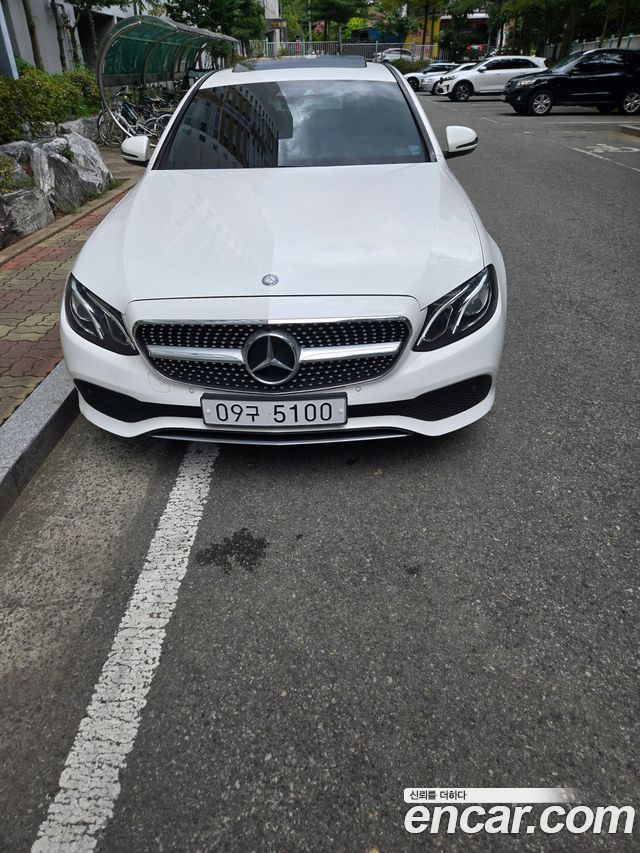 Mercedes-Benz E-Class (W213) E200 Avantgarde