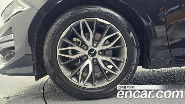 Kia K5 (III) 2.0 Trendy 2023 — фото 5