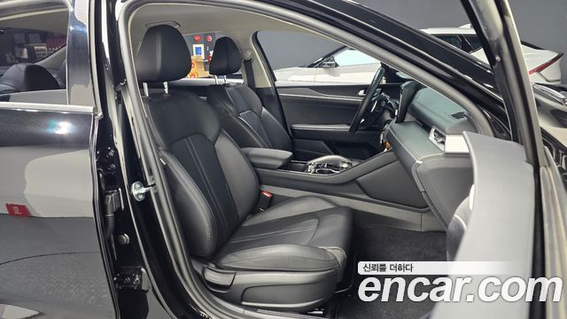 Kia K5 (III) 2.0 Trendy 2023 — фото 10