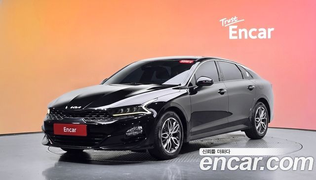 Kia K5 (III) 2.0 Trendy 2023 — фото 1