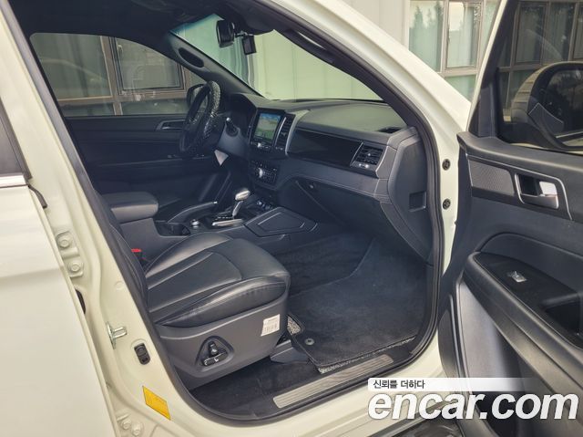 KG Mobility (SsangYong) Rexton Sports Khan Diesel 2.2 4WD Noblesse 2022 — фото 10