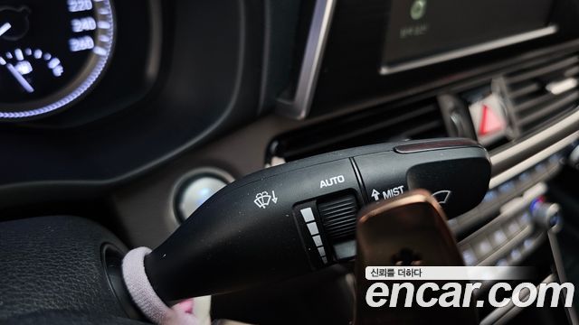 Hyundai Grandeur (IG) 2.4 Premium 2019 — фото 32