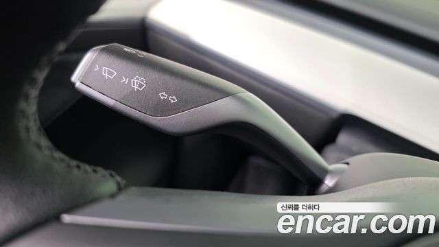 Tesla Model Y RWD 2023 — фото 28