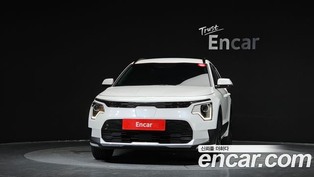 Kia Niro EV Air 2023 — фото 3
