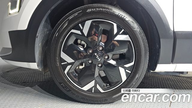 Kia Niro EV Air 2023 — фото 5