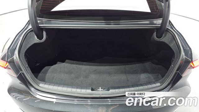 Hyundai Grandeur (IG) 2.5 Premium 2023 — фото 20