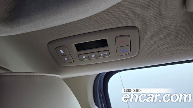 Kia Carnival (IV) Gasoline 9-Seater Hi Limousine (7-seater Limousine(Special vehicle) 2024 — фото 35