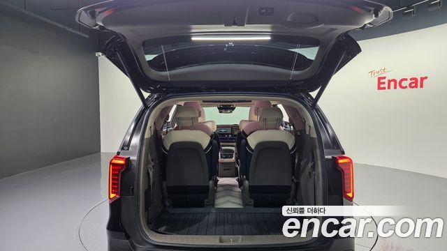 Kia Carnival (IV) Gasoline 9-Seater Hi Limousine (7-seater Limousine(Special vehicle) 2024 — фото 42