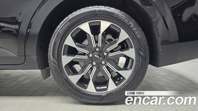 Kia Carnival (IV) Gasoline 9-Seater Prestige 2023 — фото 21