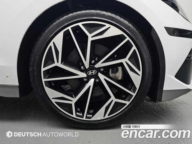 Hyundai Ioniq 6 Long Range Exclusive + 2023 — фото 5