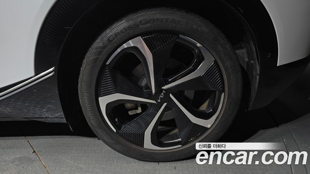 Kia EV6 Long Range Earth 2022 — фото 21
