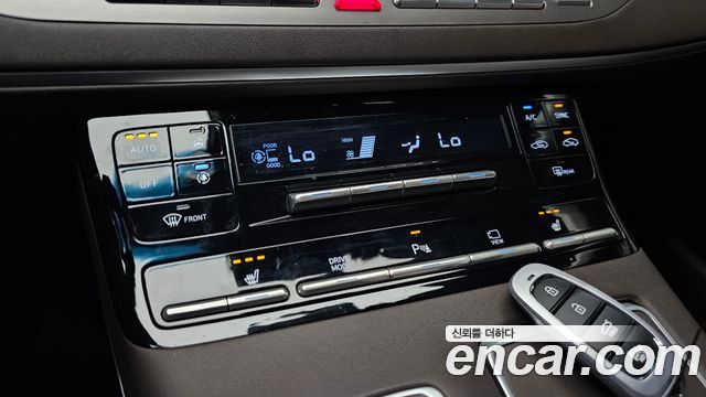Hyundai Grandeur (IG) 2.5 Premium 2020 — фото 18