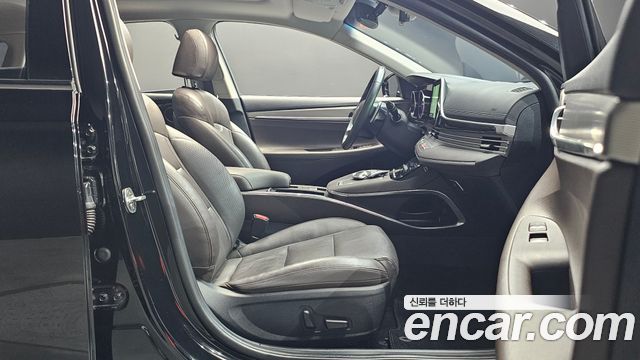 Hyundai Grandeur (IG) 2.5 Premium 2020 — фото 26