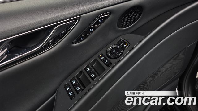 Genesis G80 (RG3) Gasoline 3.5 Turbo AWD Black 2027 — фото 19
