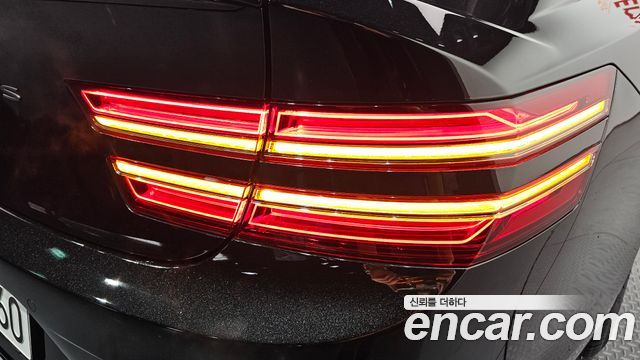 Genesis G80 (RG3) Gasoline 3.5 Turbo AWD Black 2027 — фото 23