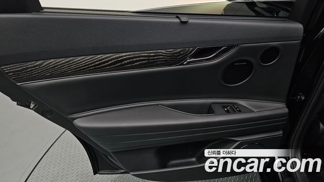 Genesis G80 (RG3) Gasoline 3.5 Turbo AWD Black 2027 — фото 25