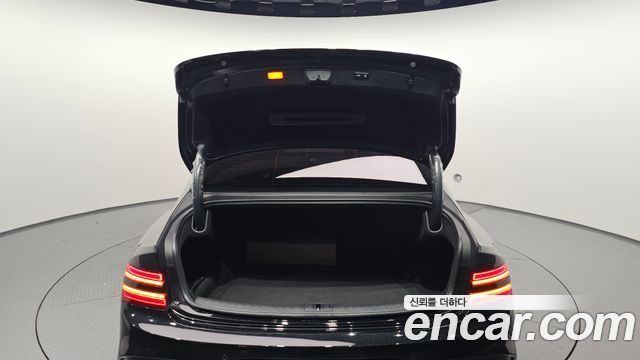 Genesis G80 (RG3) Gasoline 3.5 Turbo AWD Black 2027 — фото 30