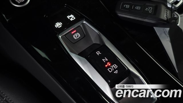 Audi Q6 e-tron (GF) Premium Quattro 2025 — фото 9