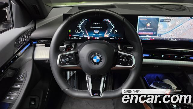 BMW 5 Series (G60) 530i xDrive M Sport 2024 — фото 12