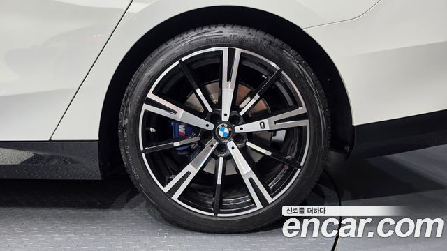 BMW 5 Series (G60) 530i xDrive M Sport 2024 — фото 21