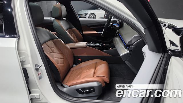 BMW 5 Series (G60) 530i xDrive M Sport 2024 — фото 26
