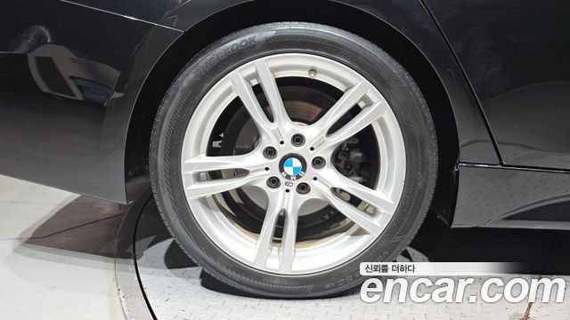 BMW 3 Series (F30) 330i M Sport Shadow 2018 — фото 5