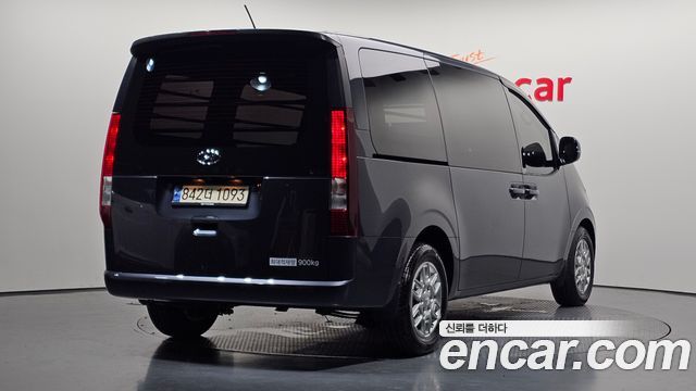 Hyundai Staria Cargo 3-Seater Modern 2024 — фото 2