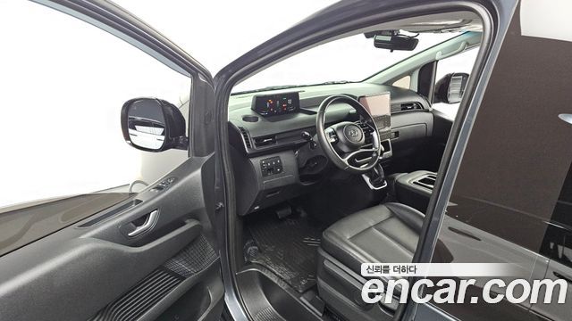 Hyundai Staria Cargo 3-Seater Modern 2024 — фото 10