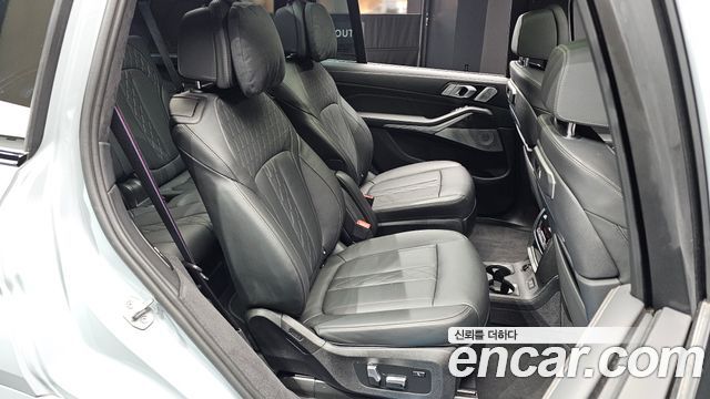 BMW X7 (G07) M60i xDrive M sport 6STR 2024 — фото 11