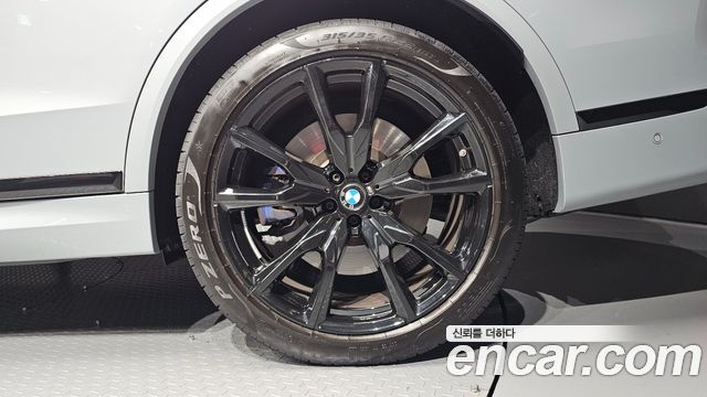 BMW X7 (G07) M60i xDrive M sport 6STR 2024 — фото 21
