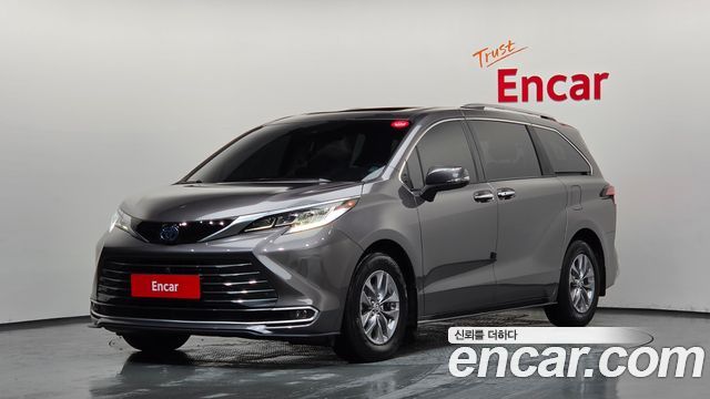 Toyota Sienna (IV) 2.5 Hybrid AWD 2023 — фото 1