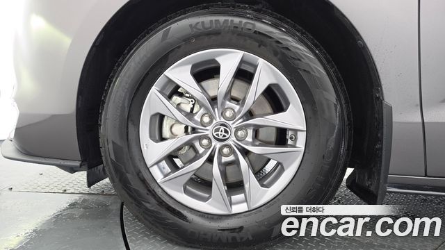 Toyota Sienna (IV) 2.5 Hybrid AWD 2023 — фото 5