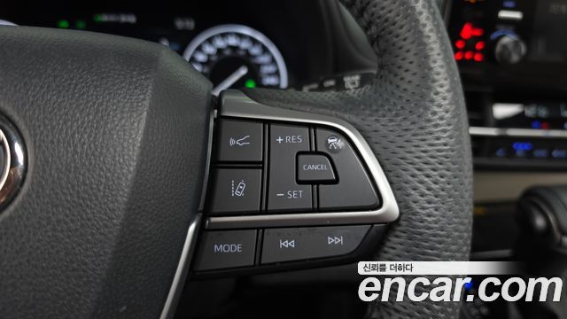 Toyota Sienna (IV) 2.5 Hybrid AWD 2023 — фото 15