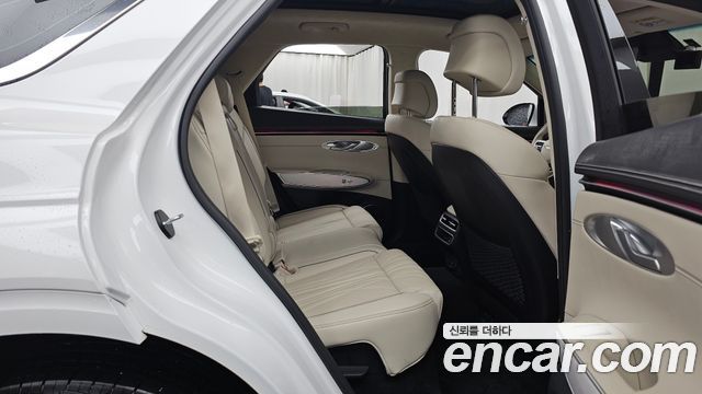 Genesis GV70 2.5T Gasoline 2WD 2025 — фото 12