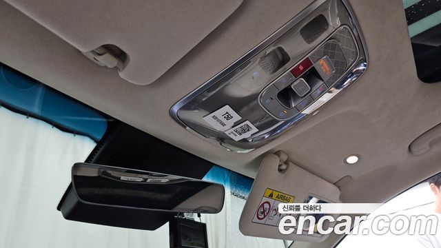 Genesis GV70 2.5T Gasoline 2WD 2025 — фото 31