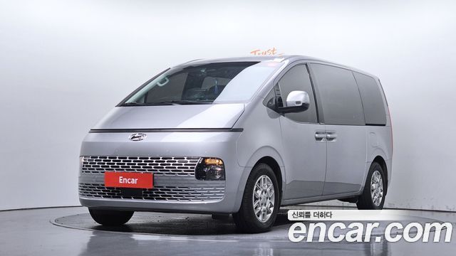 Hyundai Staria Tourer 9-Seater Modern 2024 — фото 1