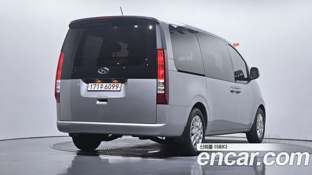 Hyundai Staria Tourer 9-Seater Modern 2024 — фото 2