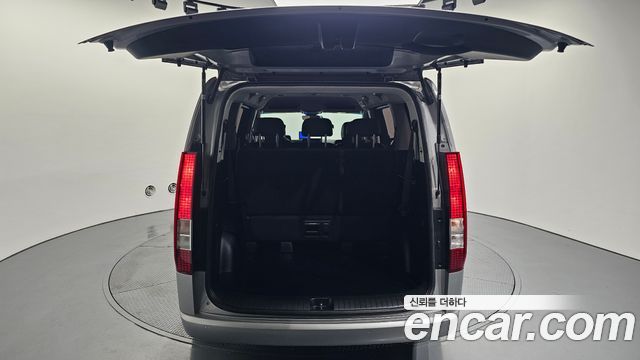 Hyundai Staria Tourer 9-Seater Modern 2024 — фото 20