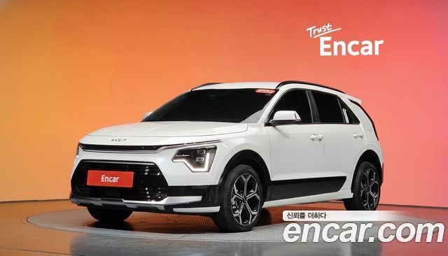 Kia Niro Signature 2026 — фото 1