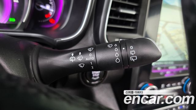 Renault Korea QM6 Diesel 4WD RE Signature 2018 — фото 20