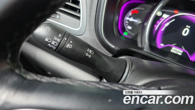Renault Korea QM6 Diesel 4WD RE Signature 2018 — фото 27