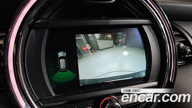 MINI Cooper 5Door Standard 3rd 2019 — фото 15
