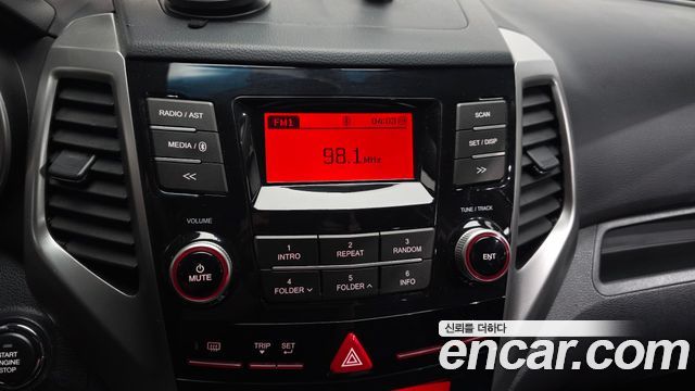 KG Mobility (SsangYong) Tivoli VX 2WD 2016 — фото 14