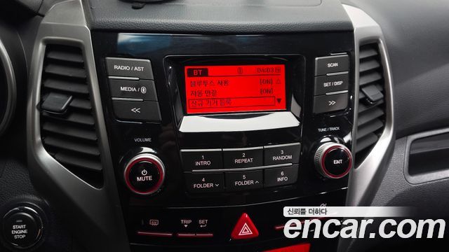 KG Mobility (SsangYong) Tivoli VX 2WD 2016 — фото 15